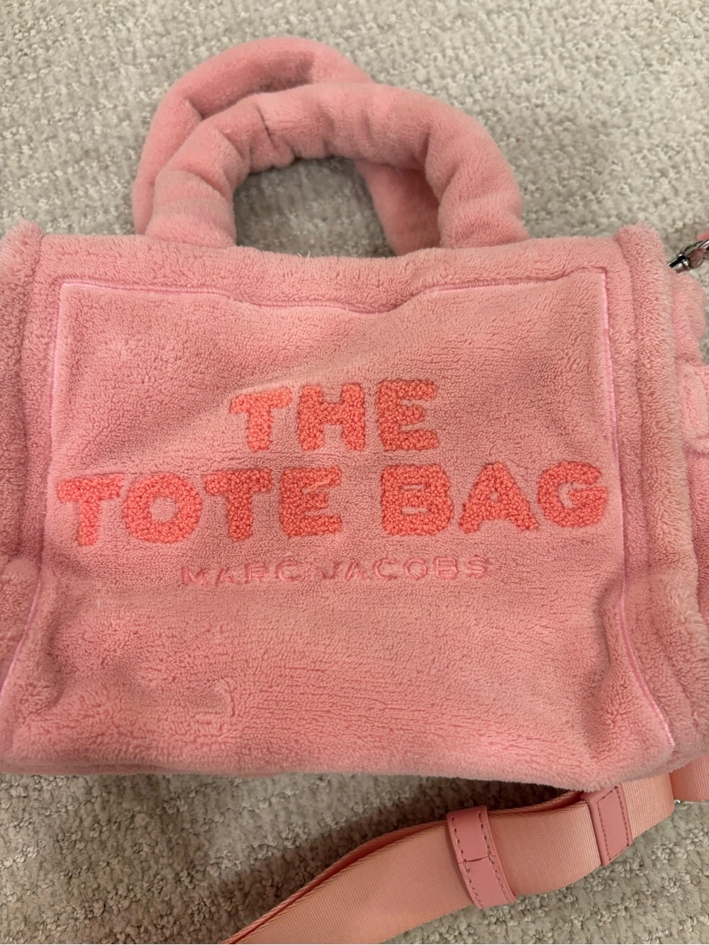 Marc Jacobs The Terry Small Tote Bag in Light Pink. - Picture 2 of 5